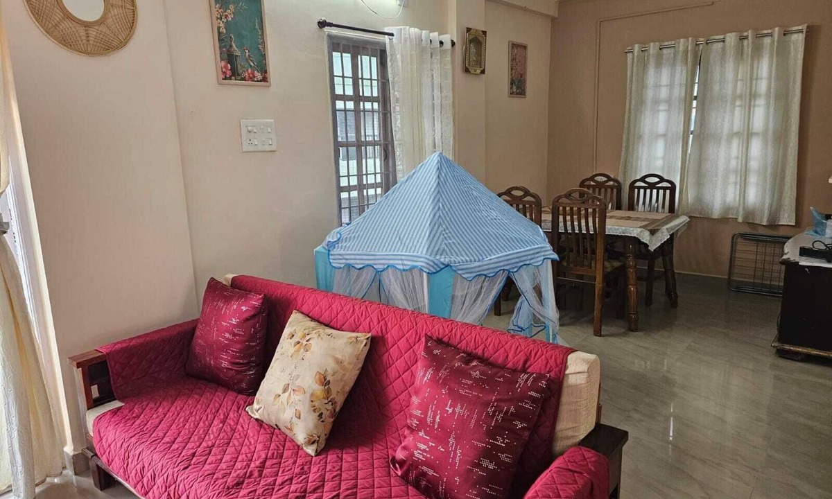 Iyyappanthangal Apartment | Spacious 2-bedroom apartment with AC in Chennai near Trade Center, Airport, DLF