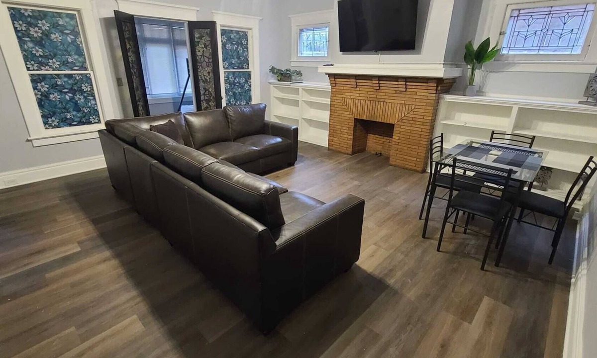 Buffalo Apartment | Spacious 2 bedroom apartment