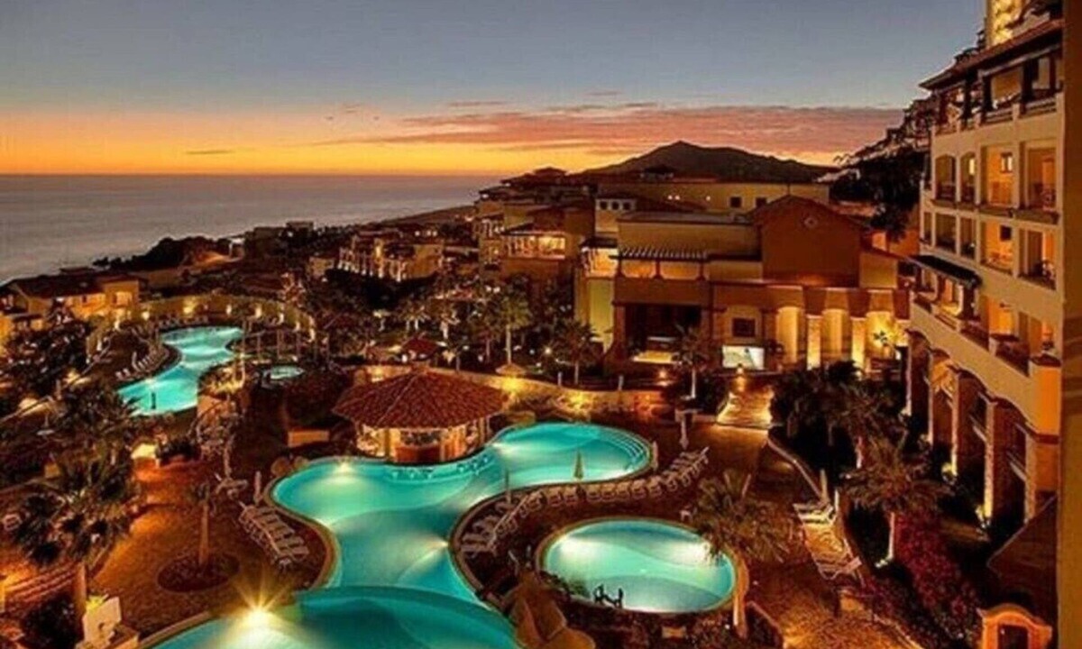 Paraiso Escondido Resort | Spacious 2 BR, 2 Bath Presidential Suite w/Ocean View Balcony – Sleeps 8