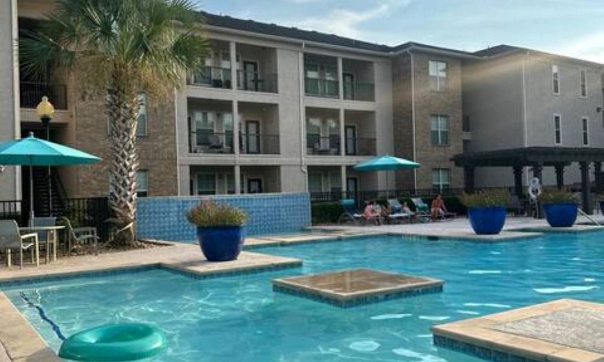 Alden Bridge Apartment | Spacious 2BR 2BA Magnolia Apt Near The Woodlands