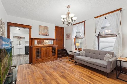 South Como Apartment | Spacious 2BR Across from Como Lake - Bramble