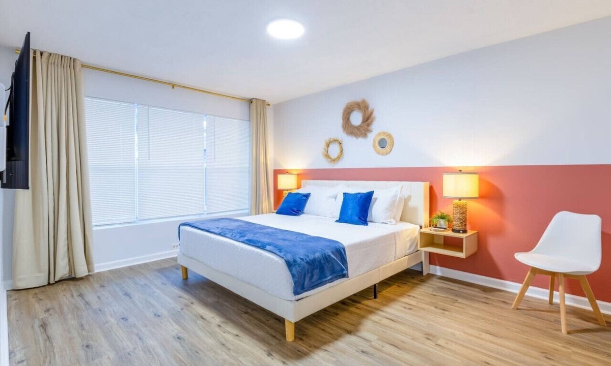 Coral Ridge Apartment | Spacious 2BR Beach Retreat - Sleeps 6 - 5-Min to Sand