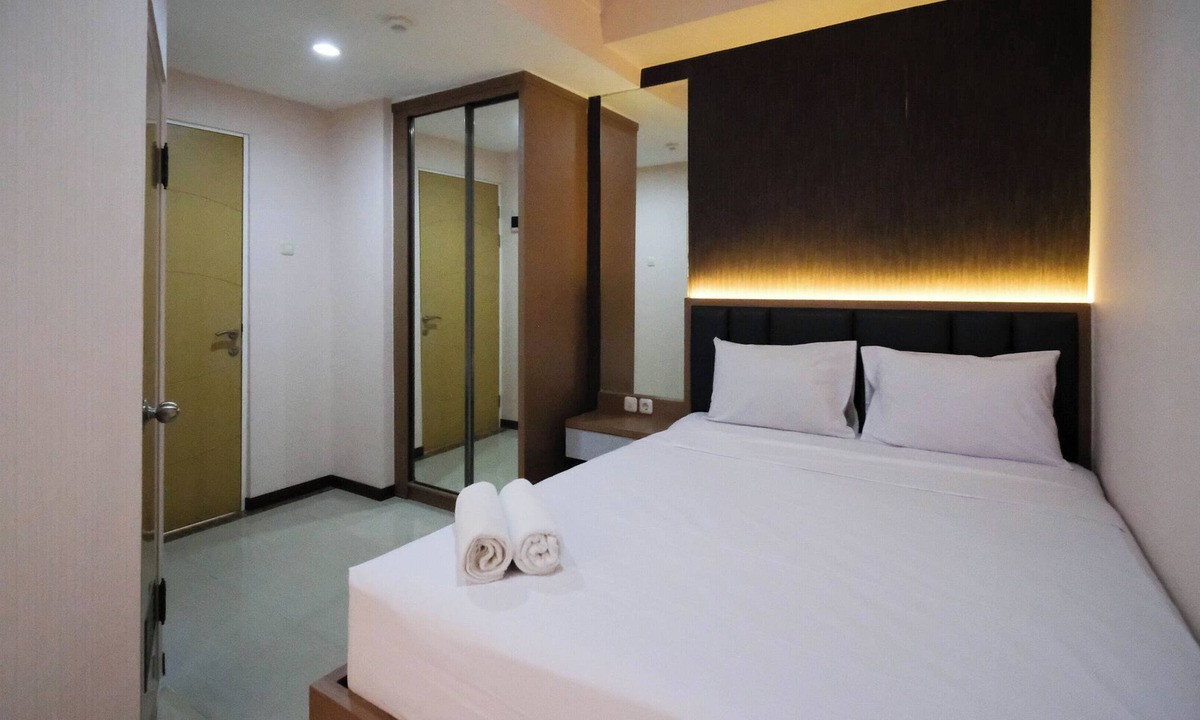 Surabaya Apartment | Spacious 2Br Combine Unit At Bale Hinggil Apartment