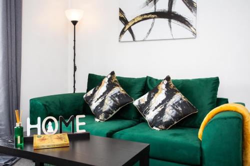Jesmond Apartment | Spacious 2BR Jesmond Stay - FREE Parking & Fast WiFi!