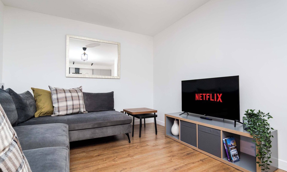 Liberton Apartment | Spacious 2BR - Parking Near Edinburgh City Centre