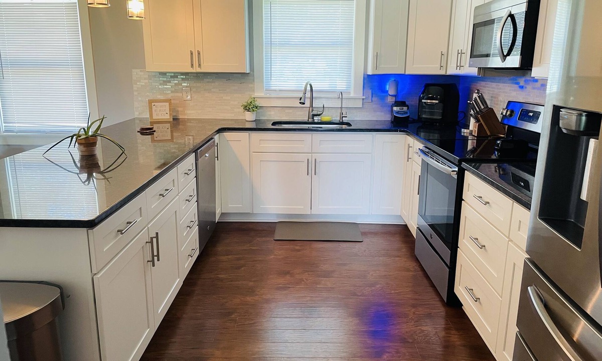 Wrightsboro House | Spacious 3 BDR on 1.5 acres, near ILM Airport