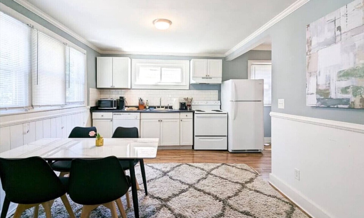Meridian-Kessler House | Spacious 3 Bed 1.5 Bath Near Moron Trail!