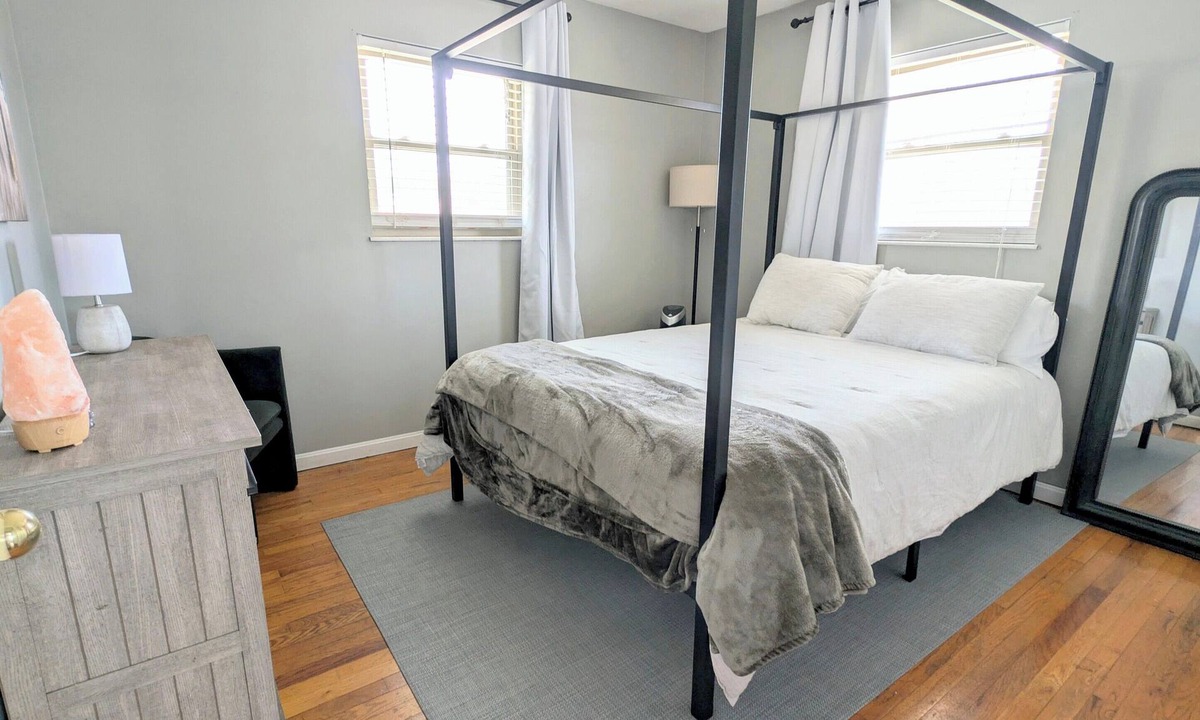 Highland Heights House | Spacious 3 Bedroom, 5 minutes from Downtown Cincinnati