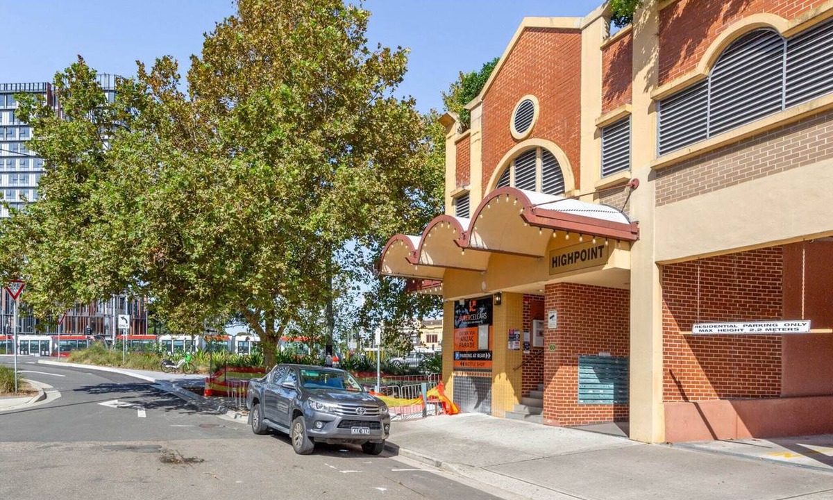 Kingsford Apartment | Spacious 3-Bed with Alfresco Dining by Amenities