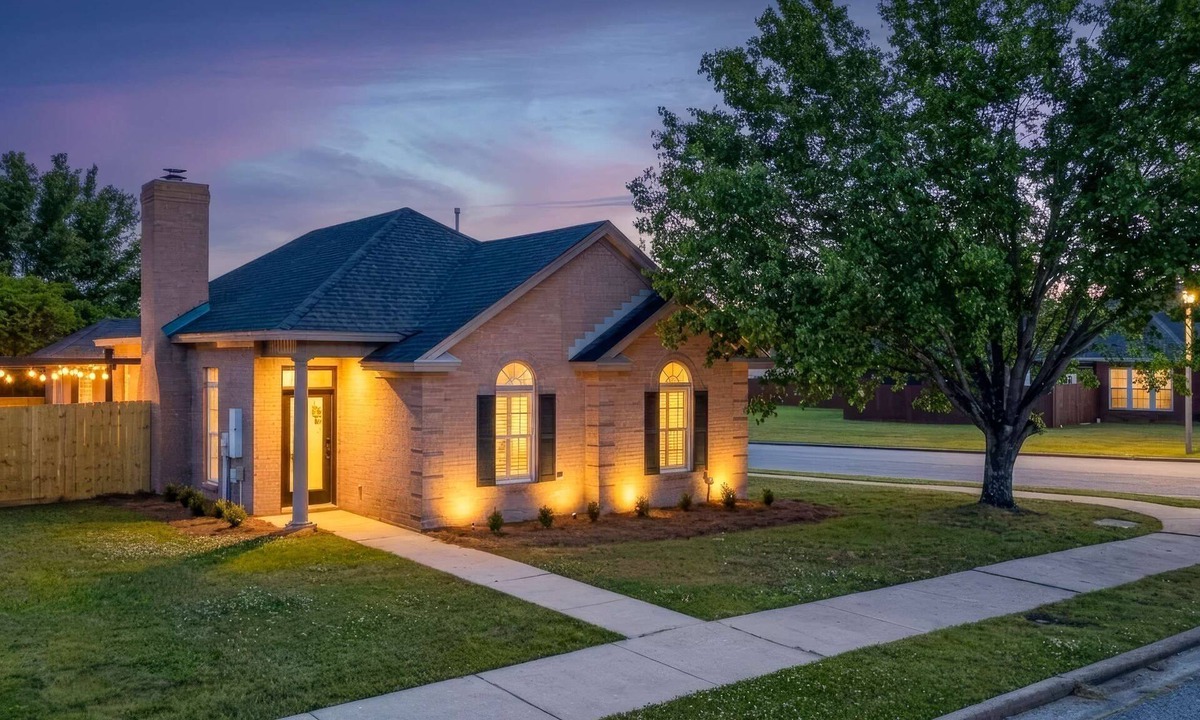 Gunter Afs House | Spacious 3-bedroom Home in Montgomery