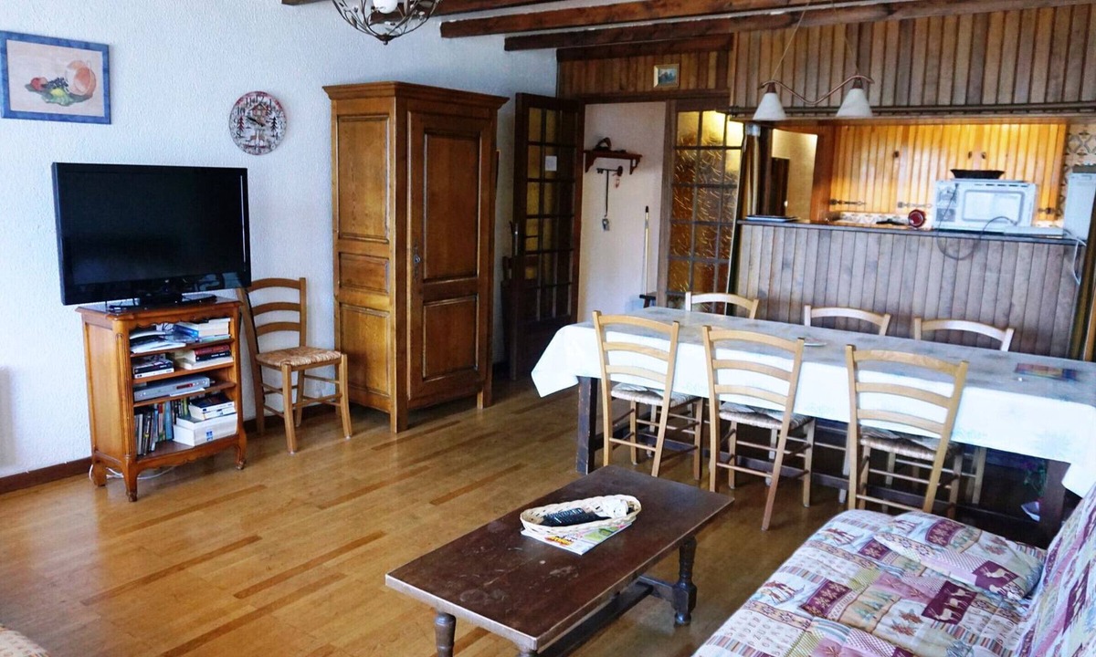 Orcieres-Merlette Apartment | Spacious 3-room apt, sleeps 8 near slopes, garage included
