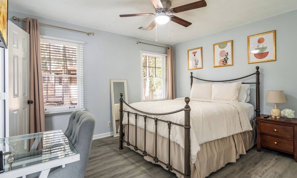 Covington House | Spacious 30+ Day Retreat – Perfect for Families & Professionals in Transition