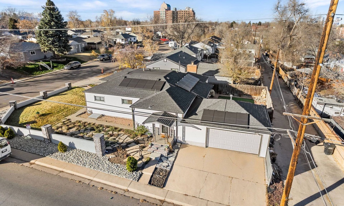Ruby Hill House | Spacious 3bd 2 bath home in Ruby hill