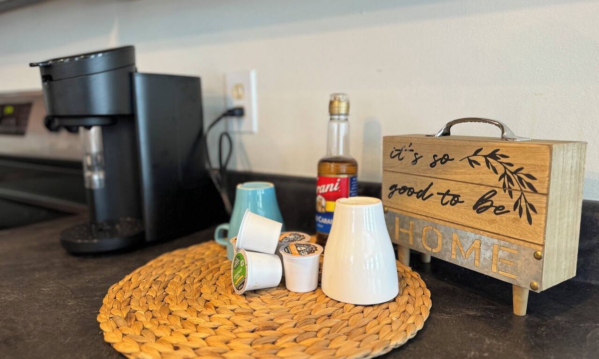 Fall Creek Place Condo | Spacious 3BR 3BA above Brewery, Pizza Shop & Arcade 5 mins to DT Indy