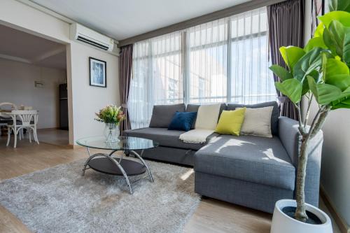Ban Mai Apartment | Spacious 3BR near Impact, Don Mueang Airport & Pink Line MRT