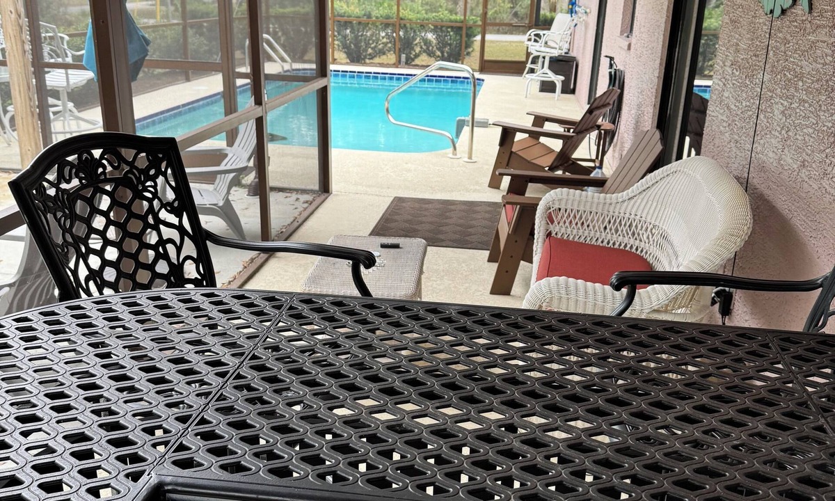 Crystal River House | Spacious 3BR Retreat with Pool & Large Yard in Crystal Manor—Ideal for Boats/RVs