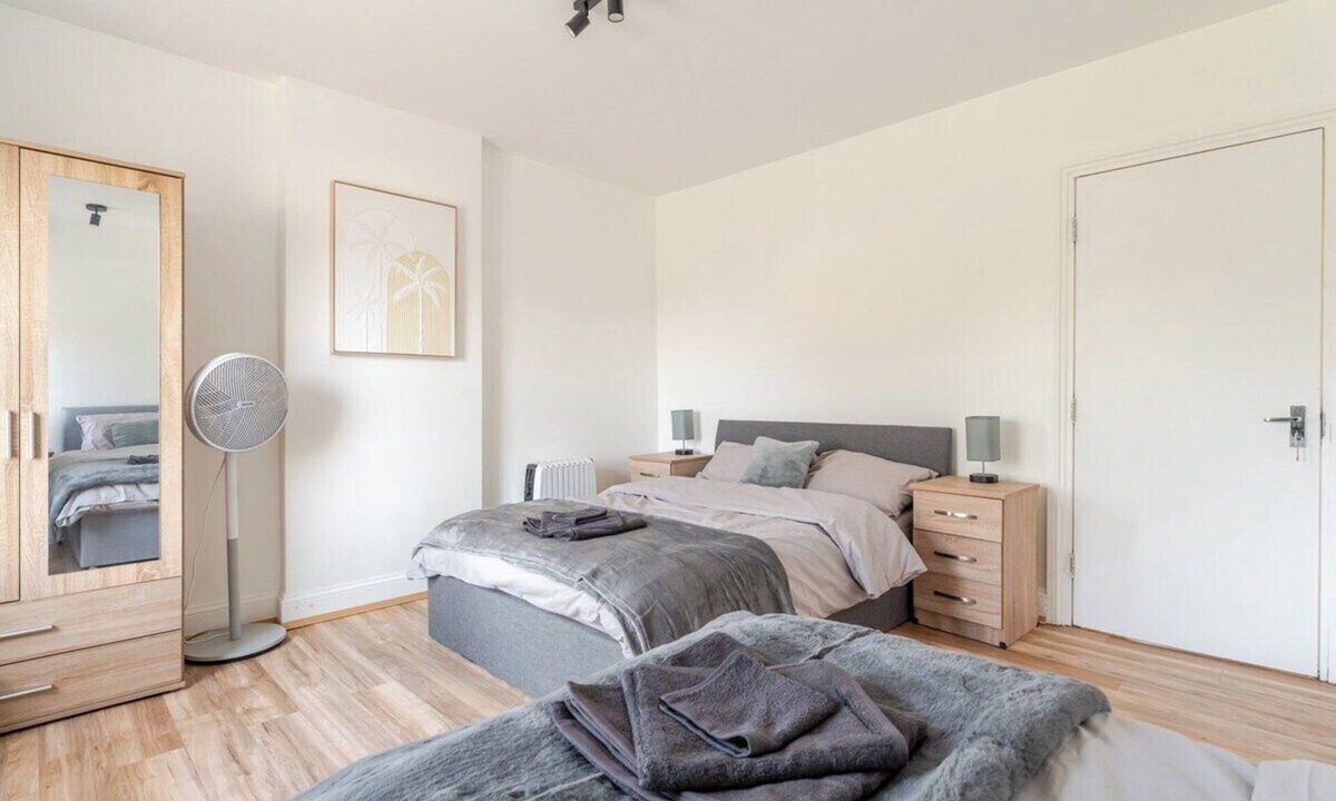 Churchill House | Spacious 4 Bedroom House in Churchill