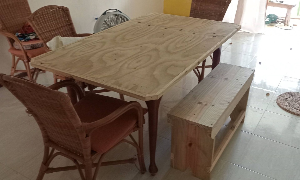 Maynards Apartment | Spacious 4-bedroom apartment with AC, WiFi in phenomenal Bridgetown