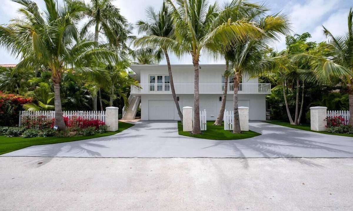 Venetian Shores House | Spacious 4-bedroom canal home in Islamorada, perfect for families or groups.