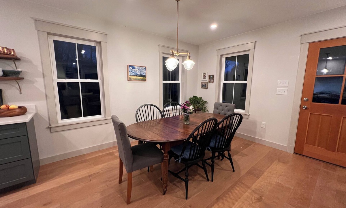 Plymouth House | Spacious 4-bedroom house in Holderness perfect for relaxing