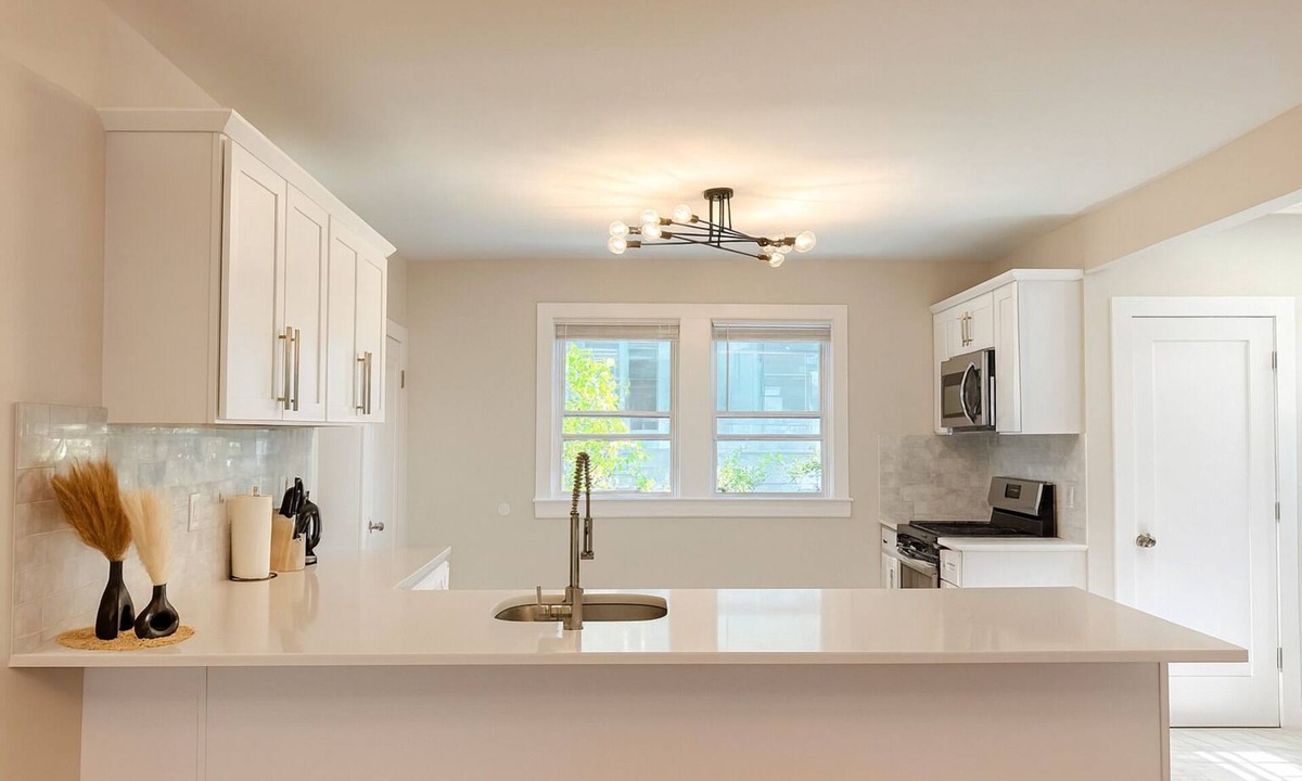 Beaver Hills House | Spacious 4-bedroom house in gorgeous New Haven
