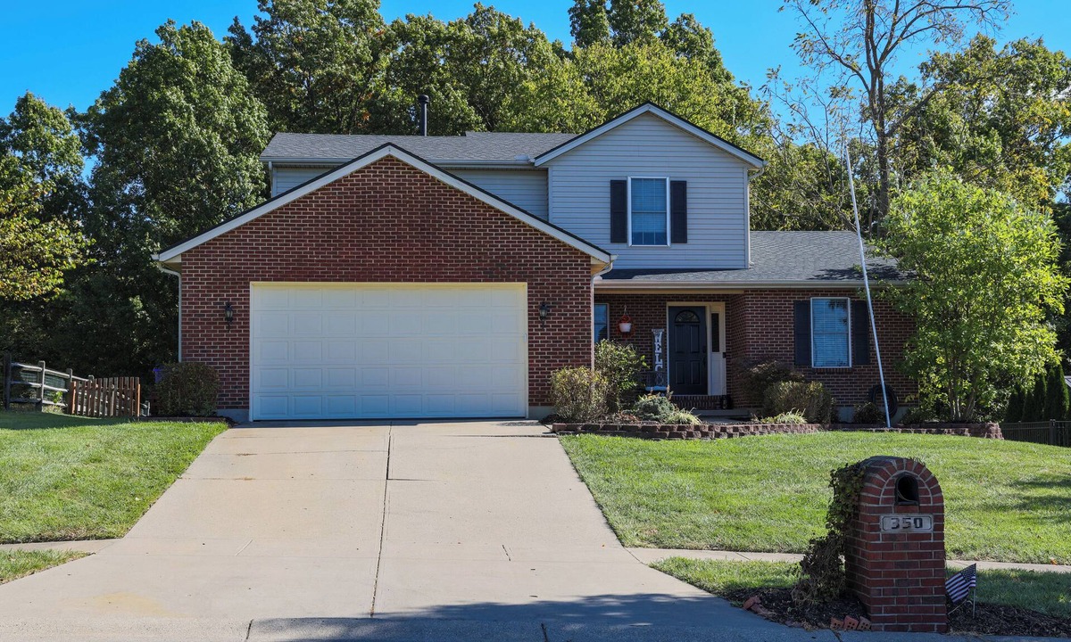 Hamilton House | Spacious 4-bedroom house in charming Hamilton with AC
