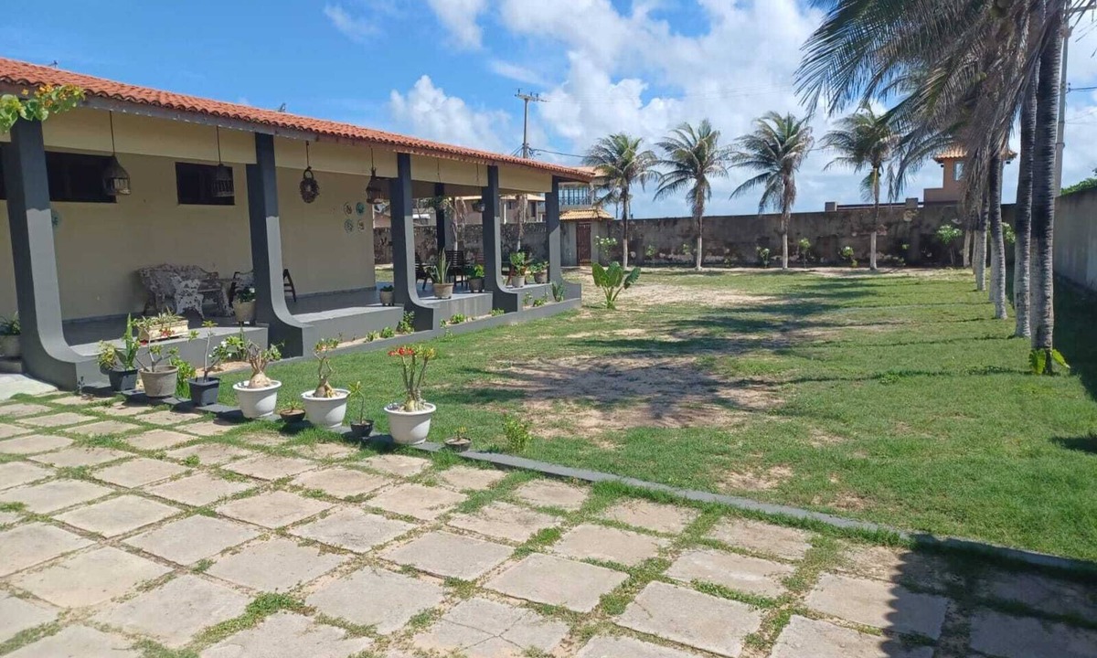 Caponga House | Spacious 4-bedroom house in amazing Caponga with WiFi