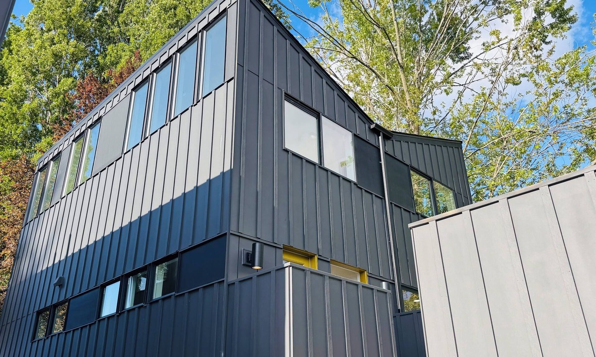 Northgate House | Spacious 4-bedroom house in beautiful Seattle with AC