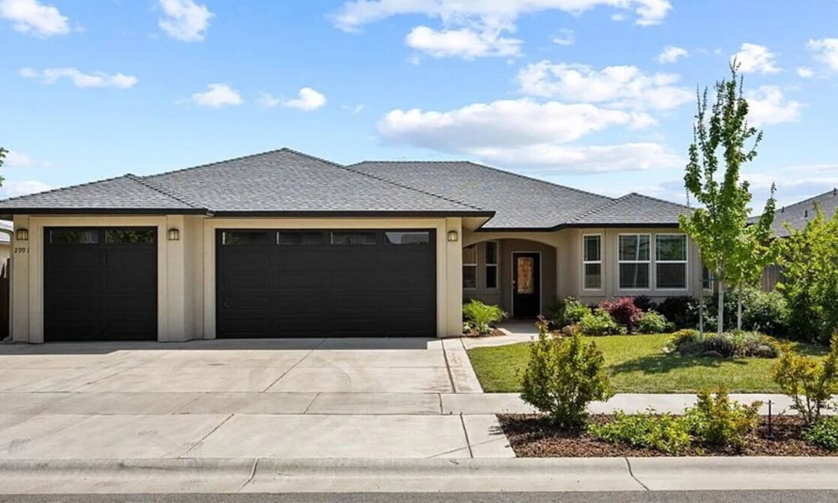 Chico House | Spacious 4-bedroom house in great neighborhood