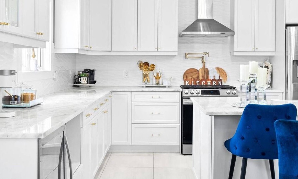 Welland House | Spacious 4-Bedroom Retreat next to Welland Waterpark – Perfect for Families!"