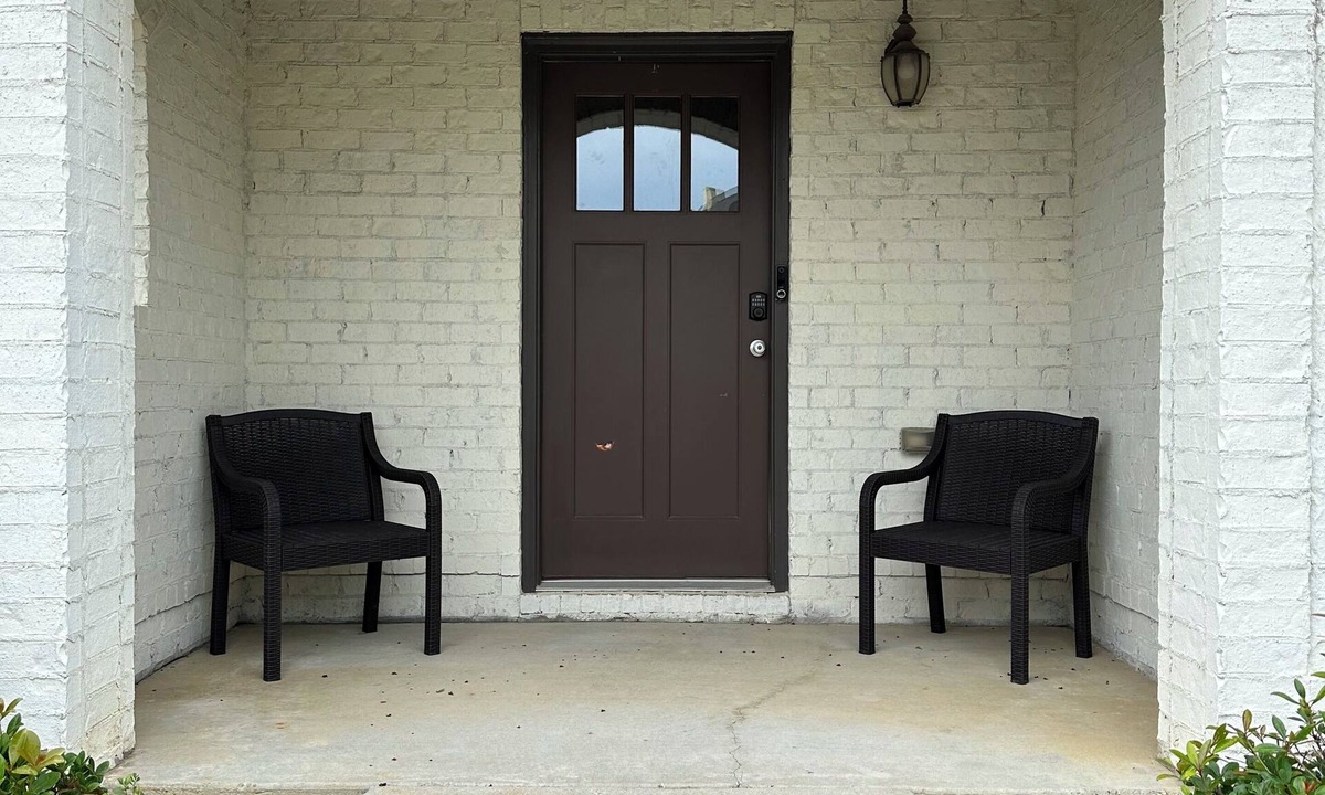 Lake Purdy House | Spacious 4-bedroom townhome in charming Birmingham with AC