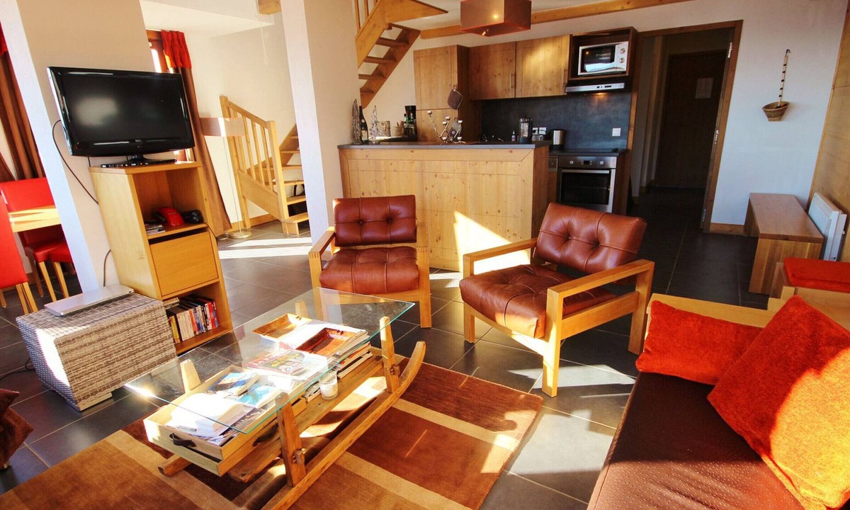 Arc-1600 Apartment | Spacious 4-Room Duplex for 10 with Panoramic View, Pool, and Sauna in Arc 1600