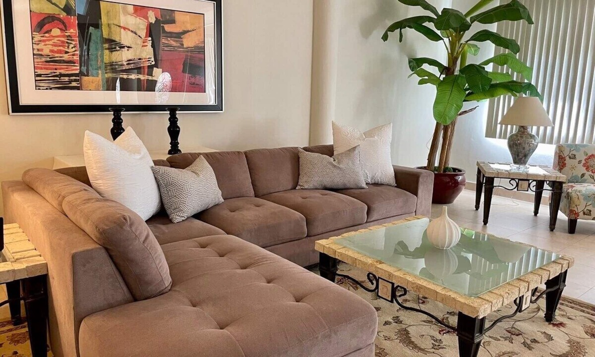 Tamuning House | Spacious 4BD/2.5BA Retreat Near Hospital & Tumon