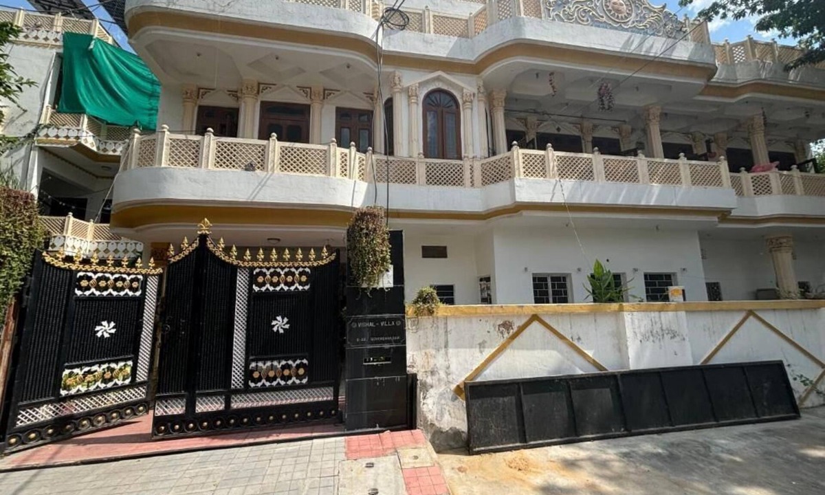 Jhotwara House | Spacious 5-bedroom bungalow in marvelous Jaipur with WiFi, AC