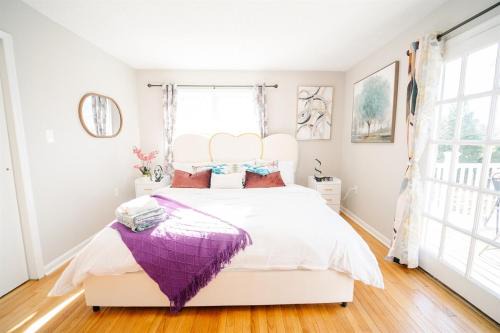 Hunter Mill House | Spacious 5BR 2BA Free Parking Minutes to DC with Foosball