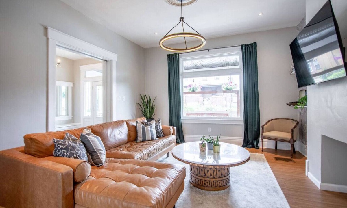 South Hills House | Spacious 5BR Home | Great for Groups & Families