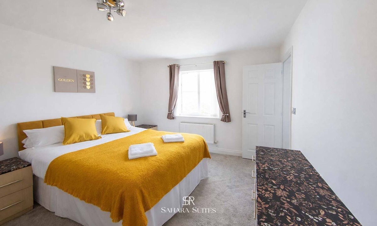 Heath House | Spacious 5BR Home | Principality & Utilita Arena