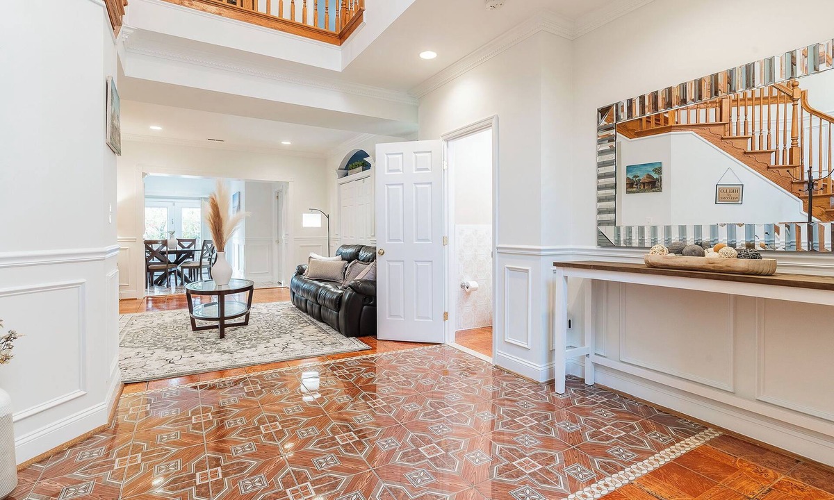 Springfield House | Spacious 5BR Retreat for Families & Groups, 4.5BA, Comfort & Style