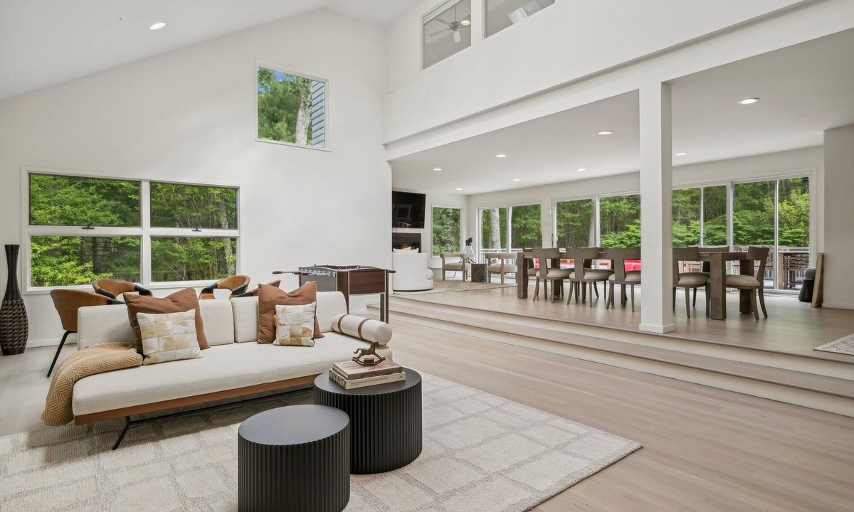 Amagansett North House | Spacious 6-bedroom house in lovely Amagansett North/East Hampton with w/pool