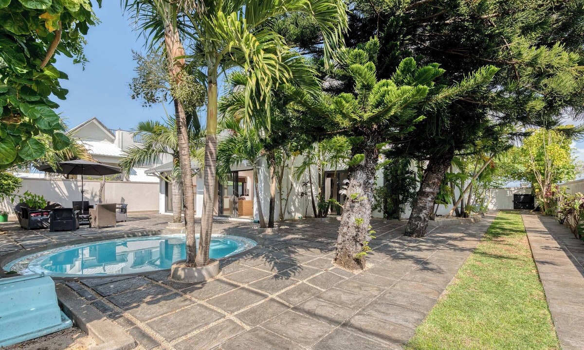 Pointe D'esny Villa | Spacious 7-bedroom villa in fabulous Pointe d'Esny