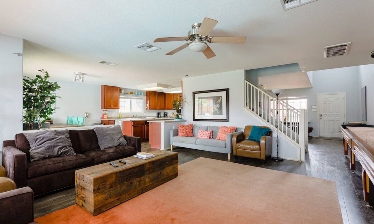 Pflugerville House | Spacious 7BR Getaway with Pool, Hot Tub & Arcades