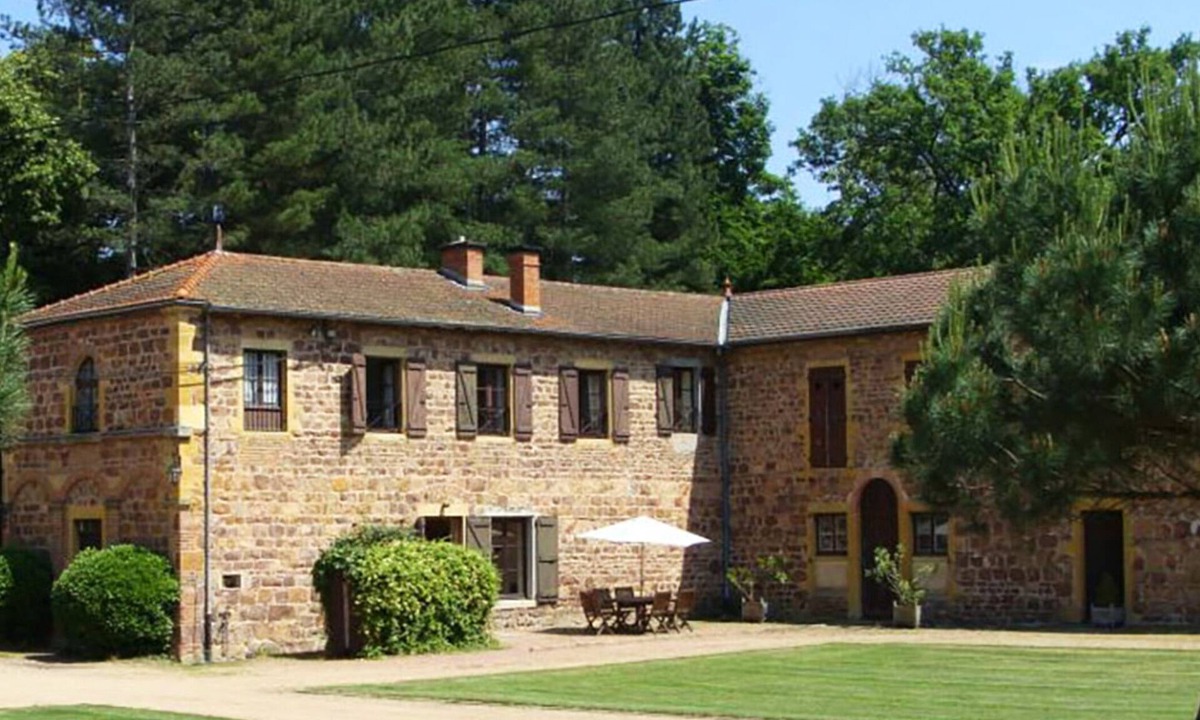 Parigny Cottage | Spacious accommodation with leisure activities and outdoor space