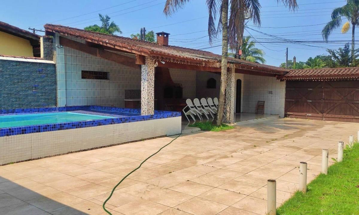 Indaia House | Spacious, airy house with pool just over 150m from Indaiá beach in Bertioga. Spectacular!