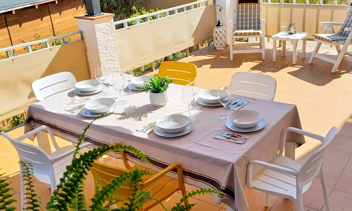 Sant Feliu de Guixols House | Spacious and bright with large terrace. Ságaró (Costa Brava)