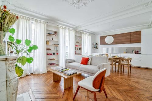 Passy Apartment | Spacious and Charming 2BR Apartment - Paris 16th
