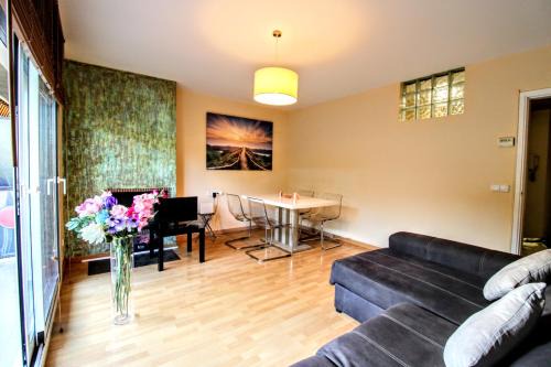 Mollet del Valles Apartment | Spacious and cosy apartment near Barcelona