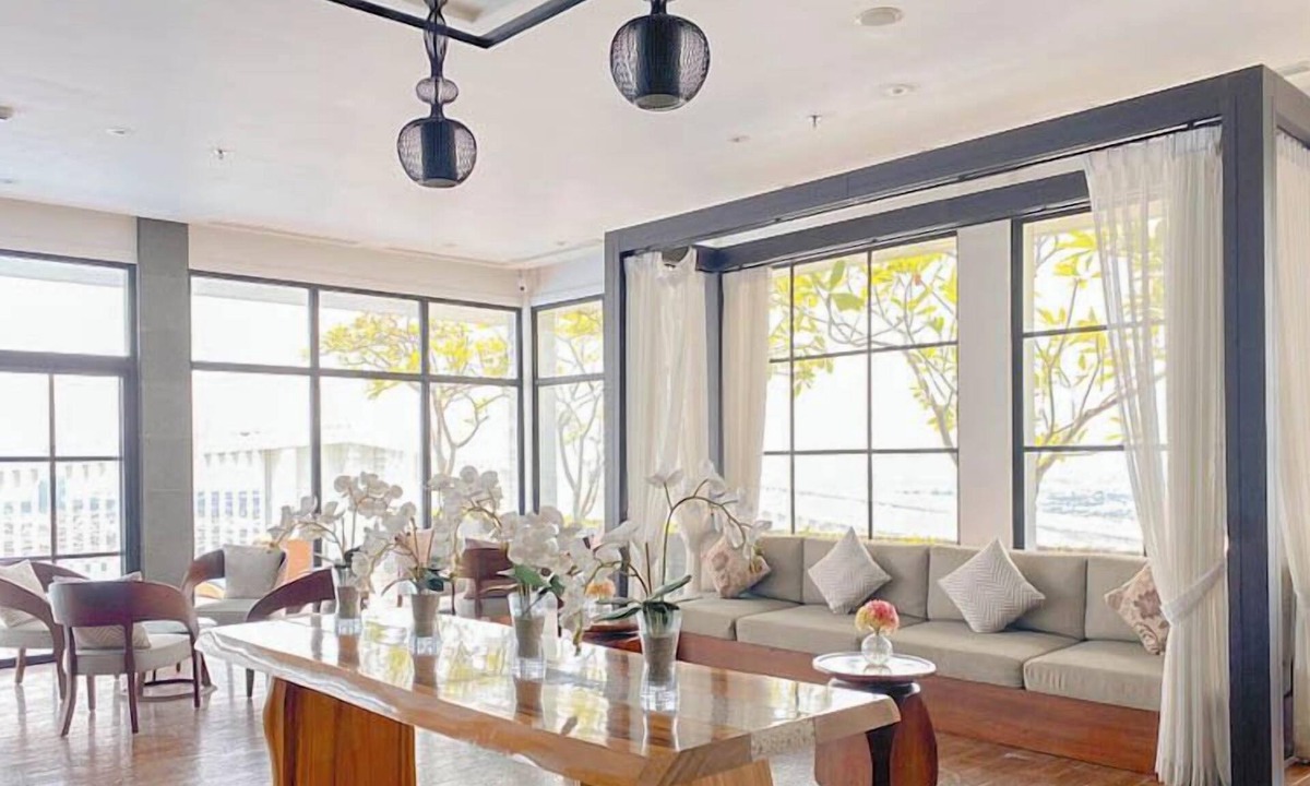 Surabaya Apartment | Spacious And Elegant 2Br At One East Penthouse & Residence Apartment