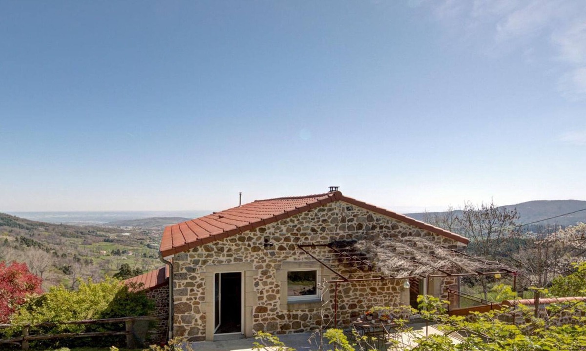 Pilat Rhodanien Cottage | Spacious and modern cottage with terrace in the heart of nature