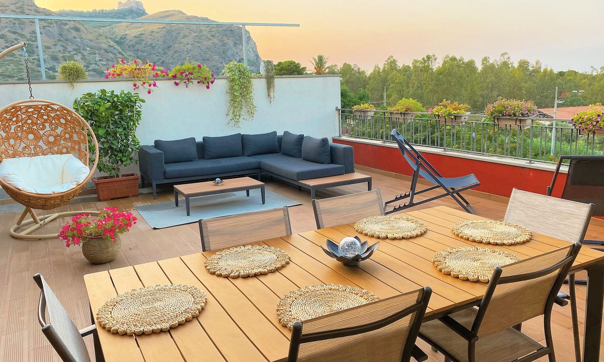 Oliveri Apartment | Spacious and modern apartment close to the beach