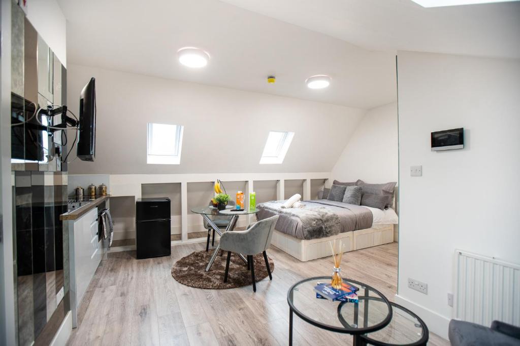 Kensal Green Apartment | Spacious and Modern studio in London G